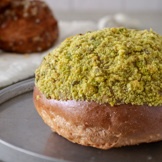 PISTACHIO BRIONUT